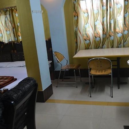 Kanchan Hotel Kota  Bagian luar foto