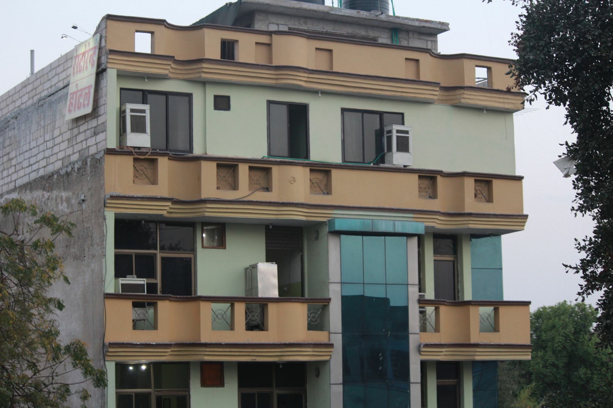 Kanchan Hotel Kota  Bagian luar foto